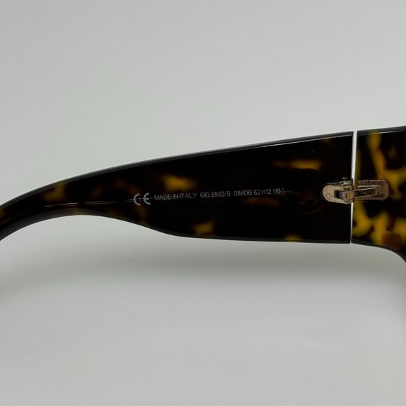 Gucci Sunglasses GG 2592/S 086DB Italy 62-12-110 main image 5